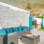 Mamba Villa
